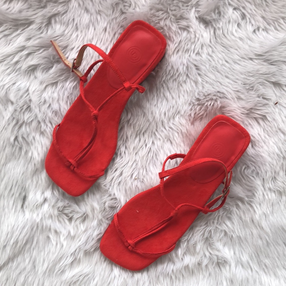NWT UO Urban Outfitters Suede Strappy Red Low Heel Sandal